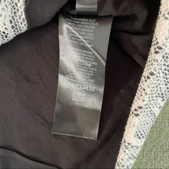 Free People Midnight Magic Snakeskin Mini SkirtSize 4 NWOT - Picture 10 of 11